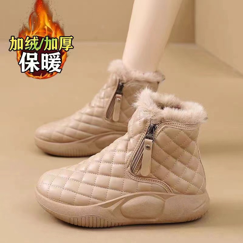 2025冬季加厚时尚休闲雪地靴厚底百搭保暖软底加绒女鞋雪地靴