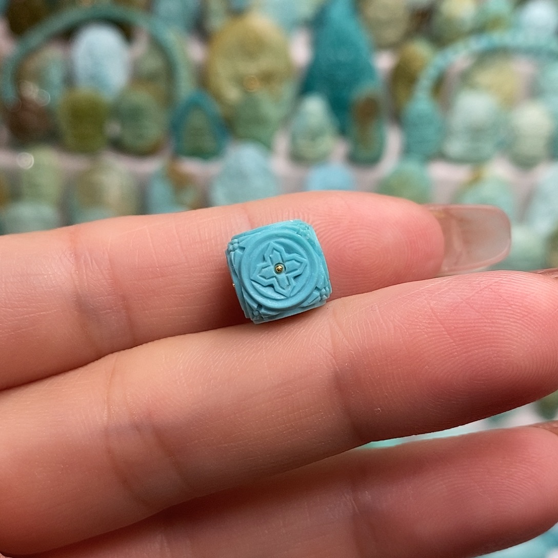 三***s绿松石未镶嵌绿松石