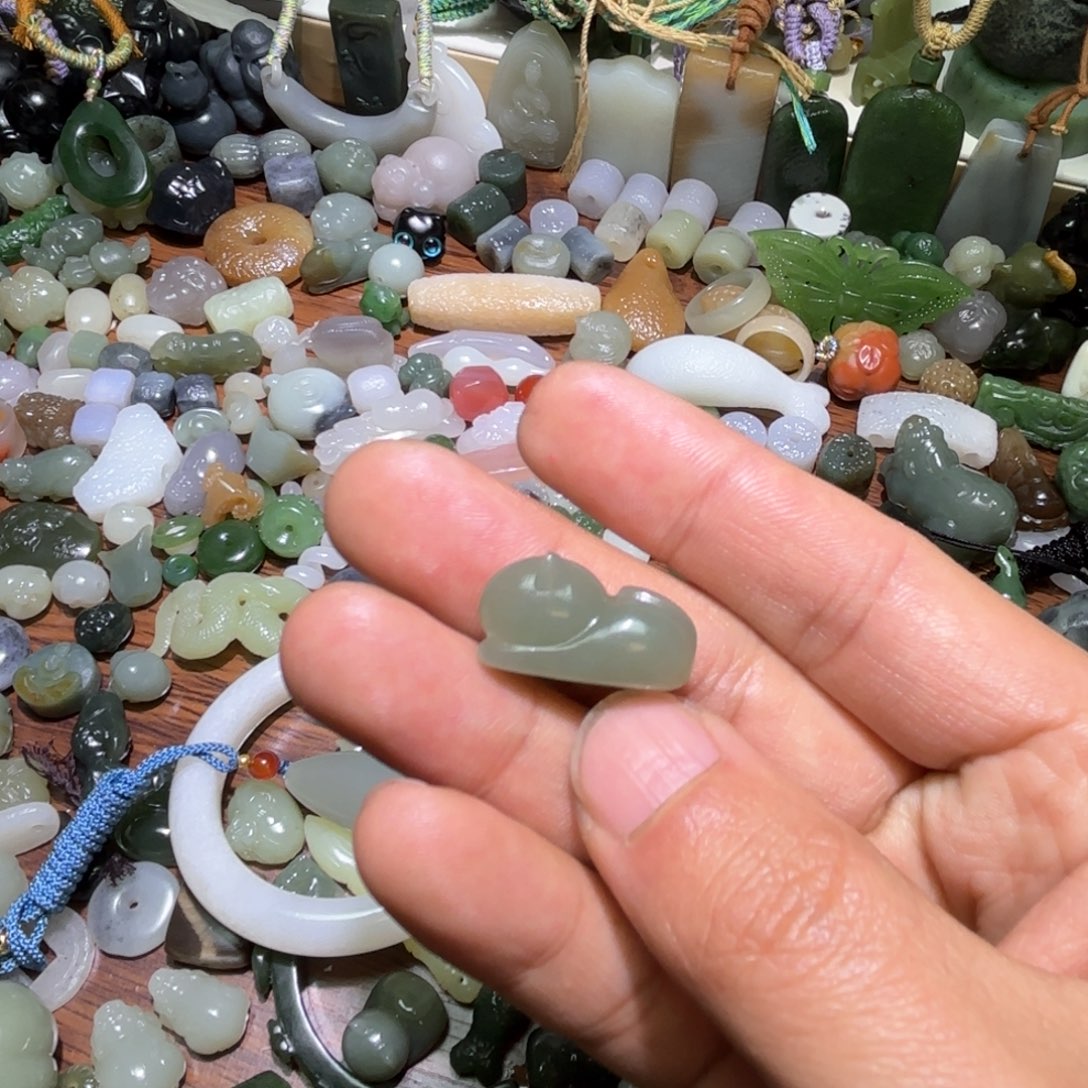 和田玉珠宝半成品未镶嵌