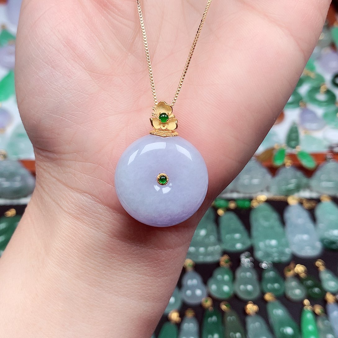 翡翠颈饰18K金镶嵌天然翡翠A货