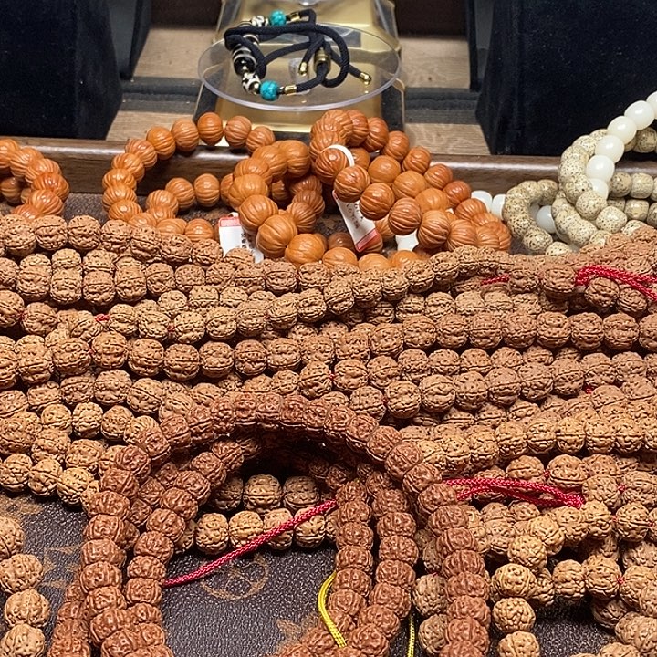 儿***全金刚菩提吊坠108元皮二代盘龙