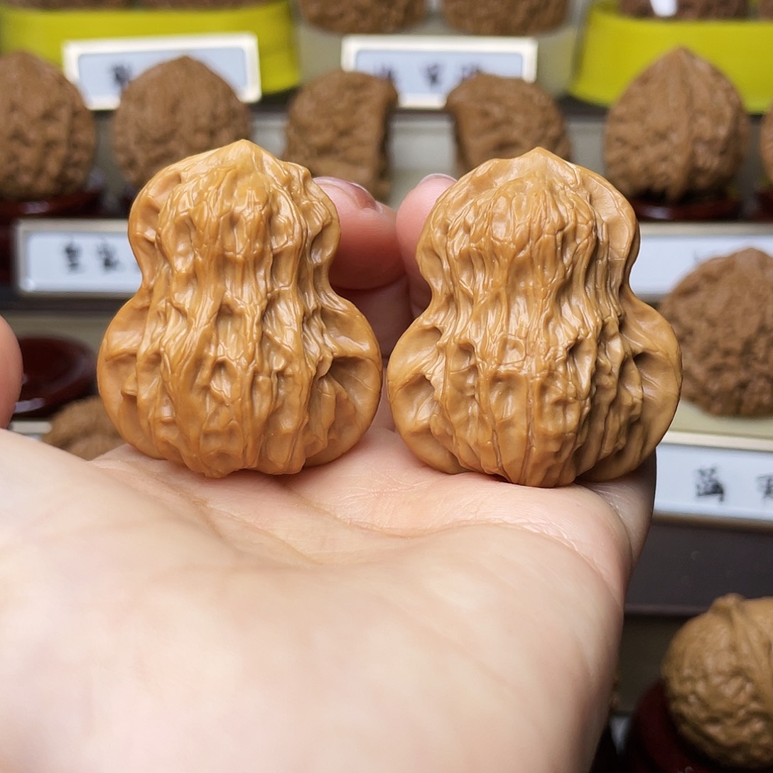 把件文玩核桃葫芦41左右