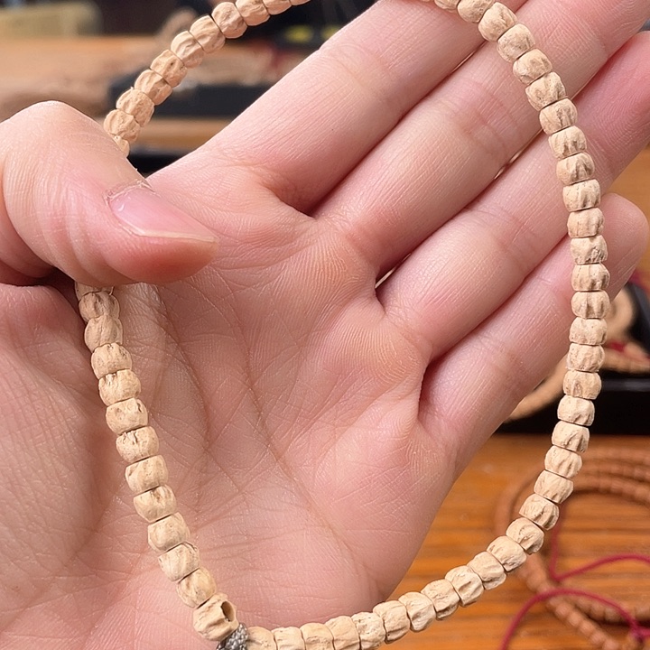 柏香籽/百香籽吊坠