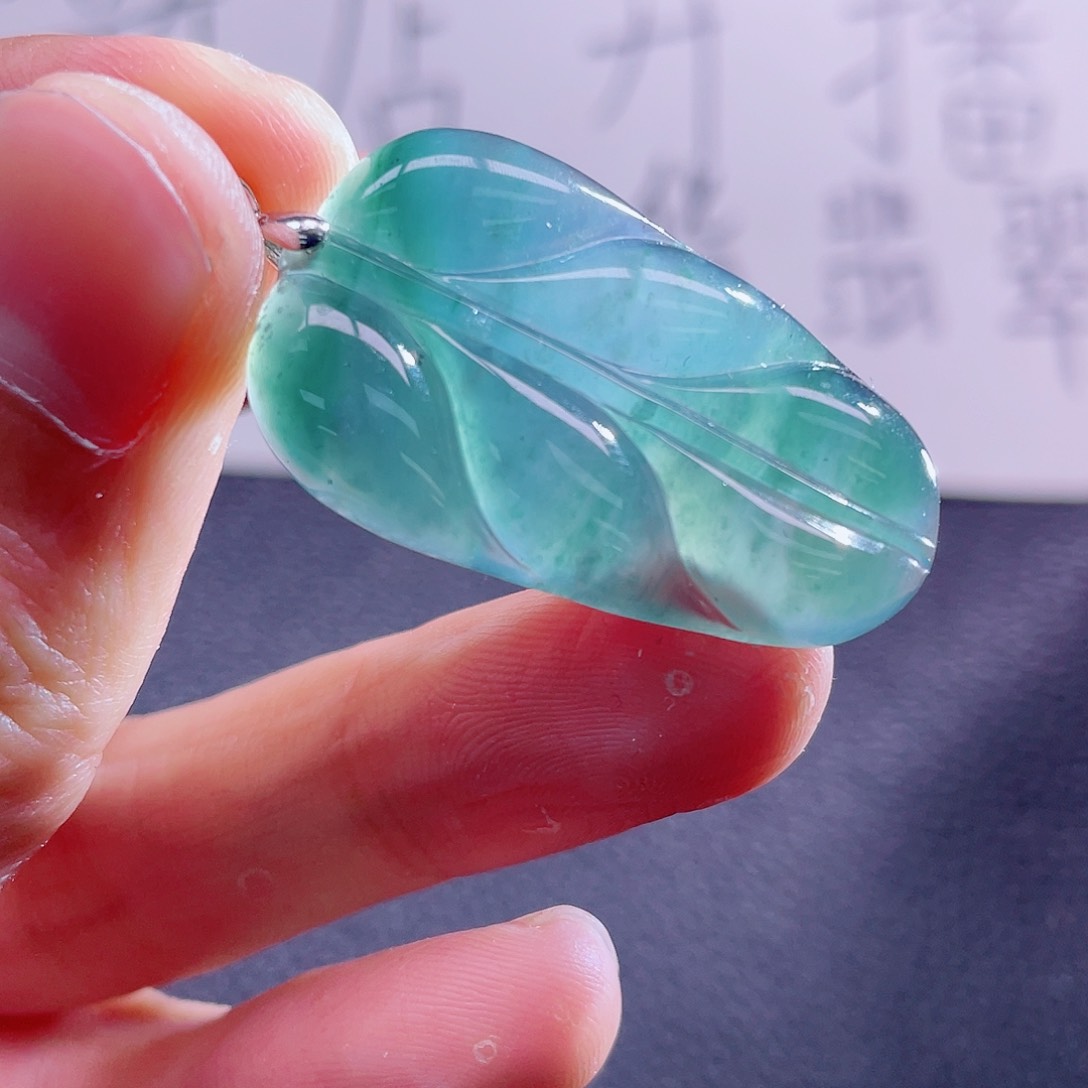 翡翠颈饰未镶嵌8888888888