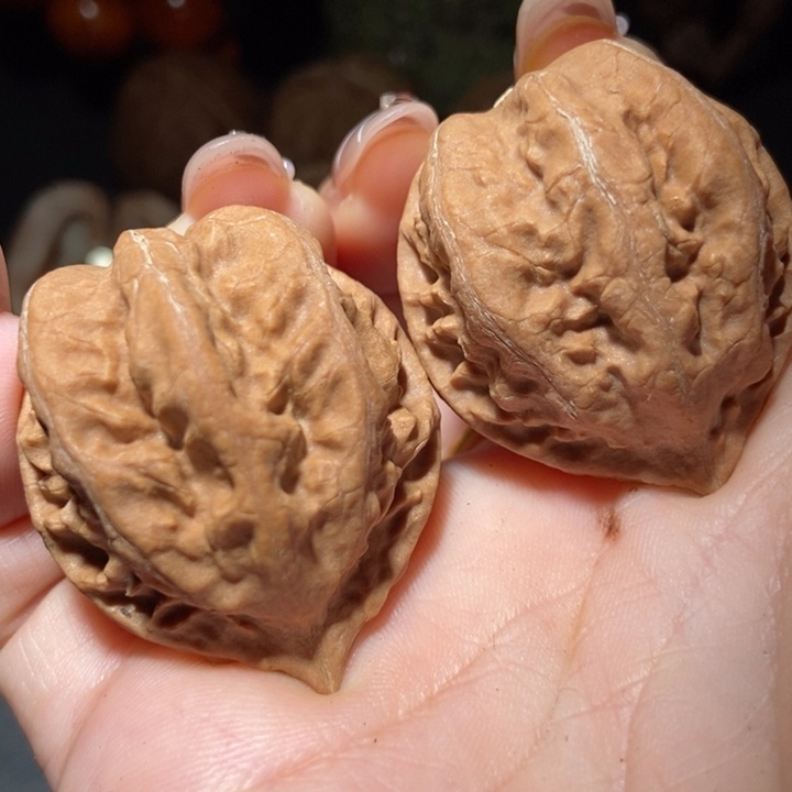 文玩核桃把件东北楸子小雪53