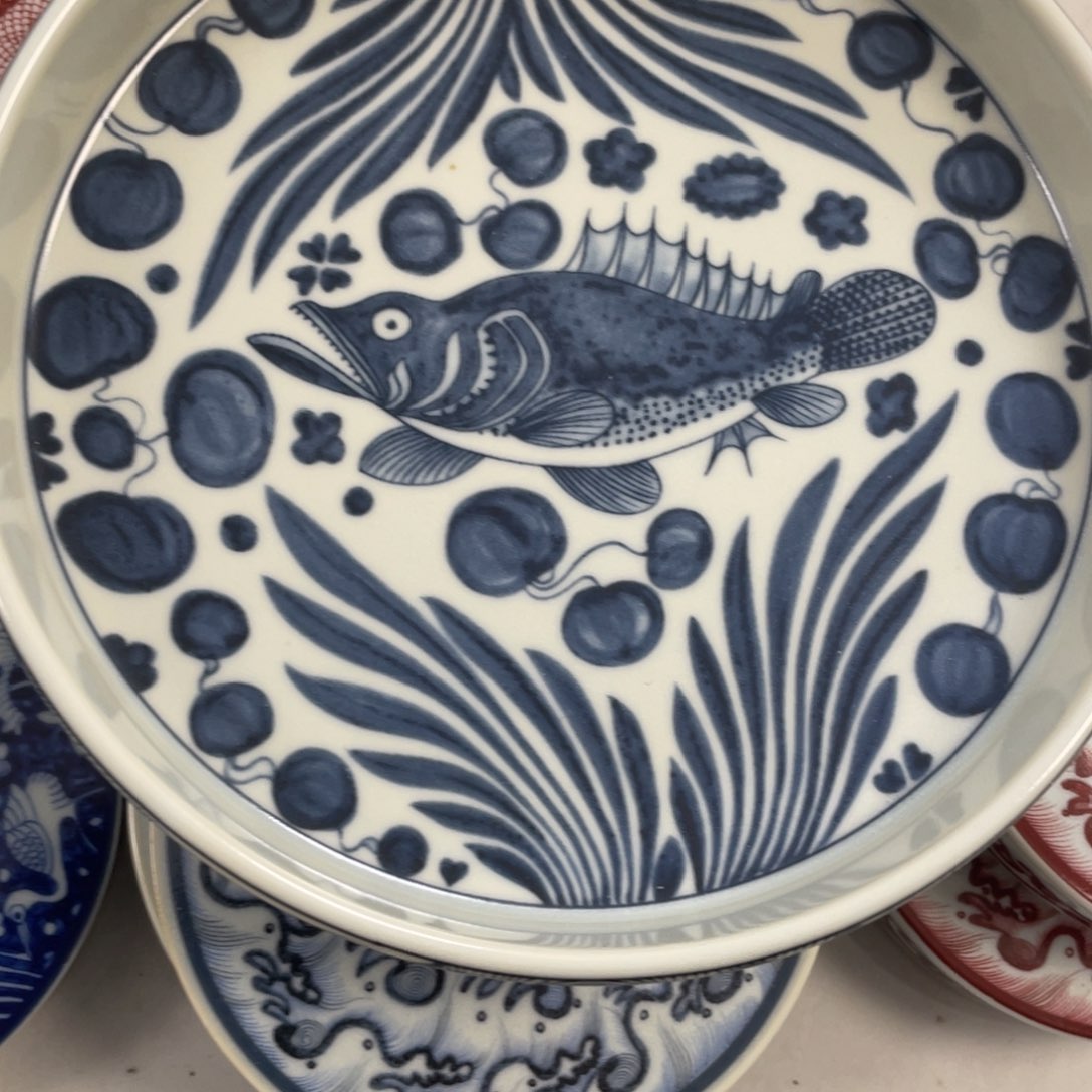 瓷片景德镇青花鱼藻纹大壶承
