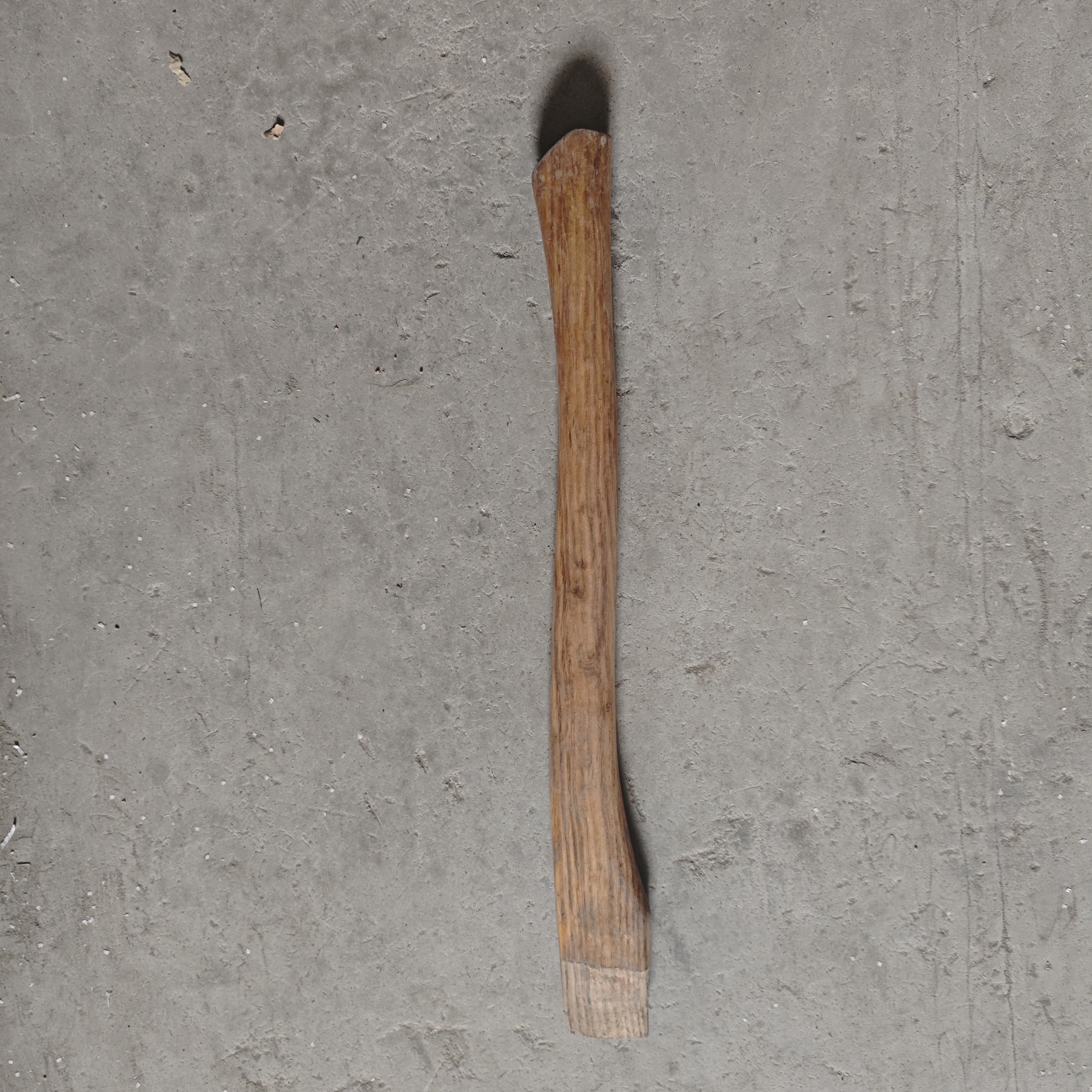 直播间库存老货长款斧柄有瑕疵可正常使用