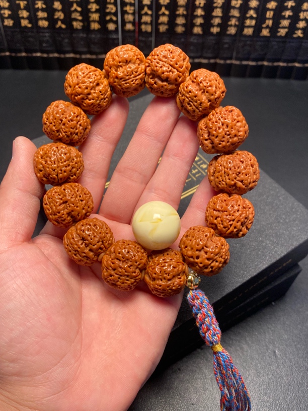 新品金刚菩提手串6号
