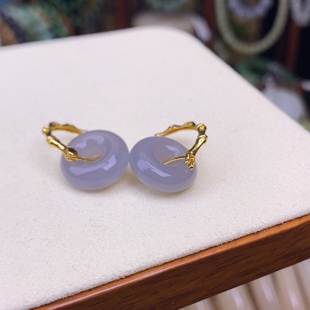 和田玉未镶嵌浓烟紫甜甜圈耳扣银