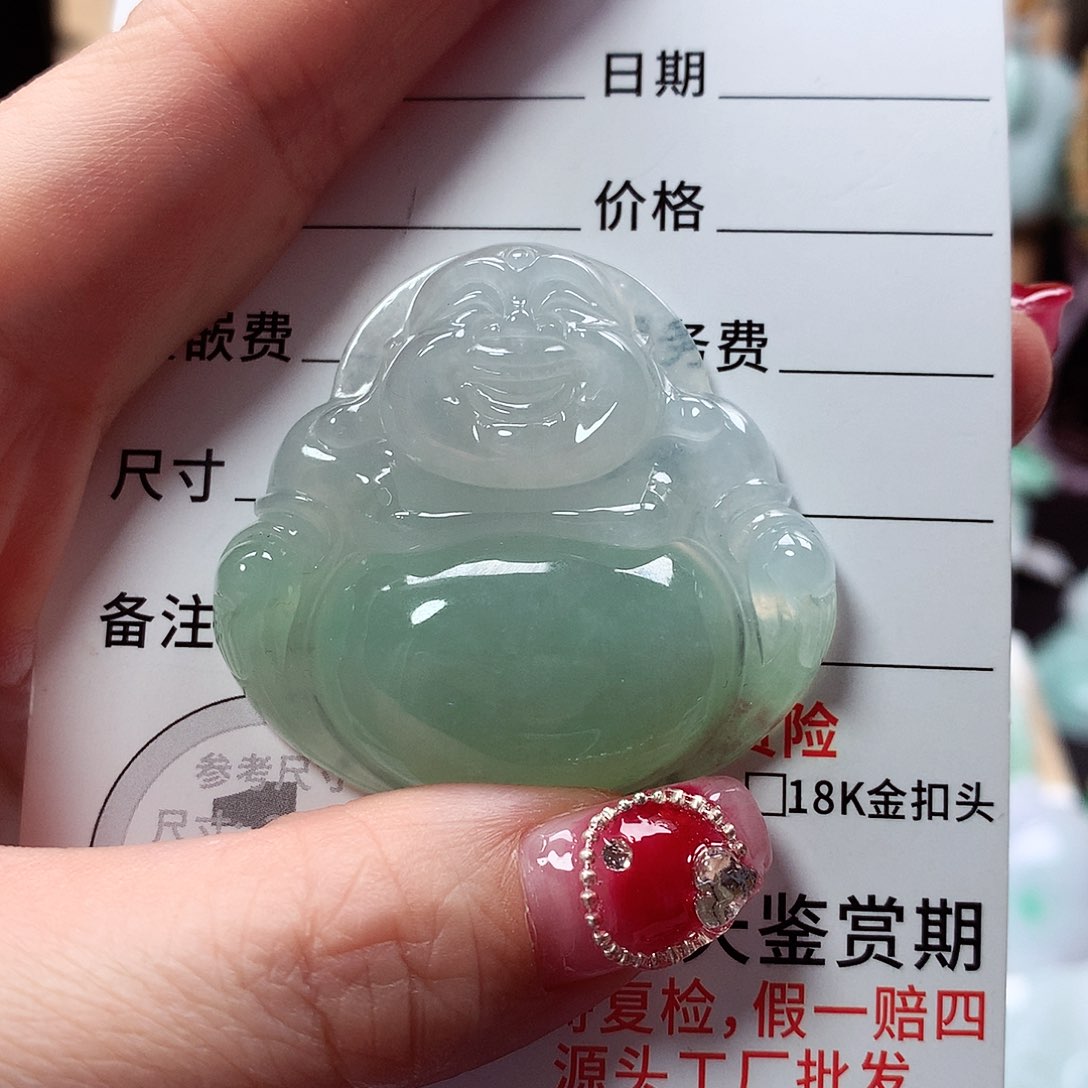 翡翠颈饰未镶嵌淋*哥佛公