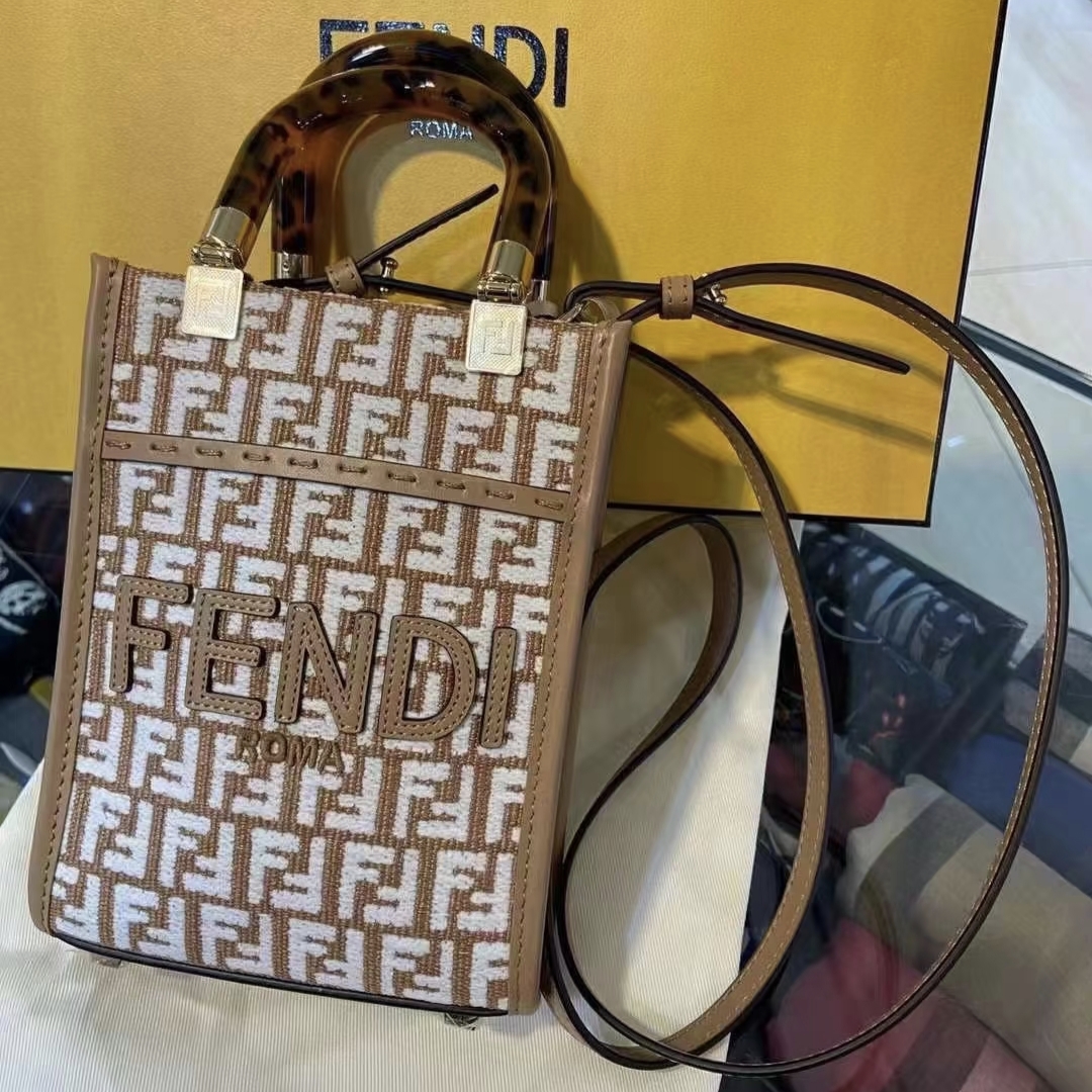 未使用 FENDI/芬迪  /KIKI/单肩包/18734933