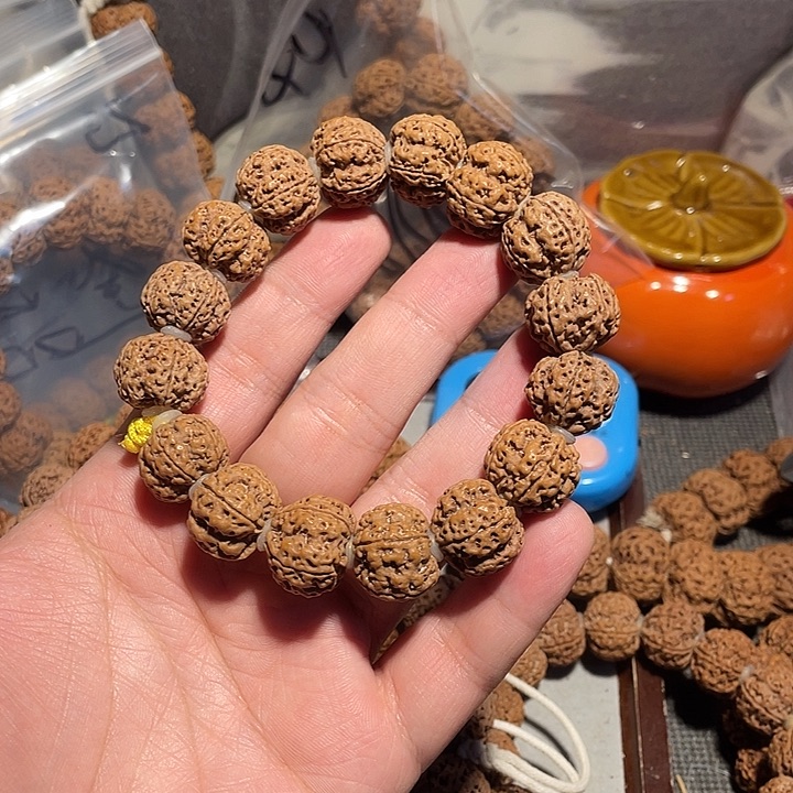R***r金刚菩提手串梅花