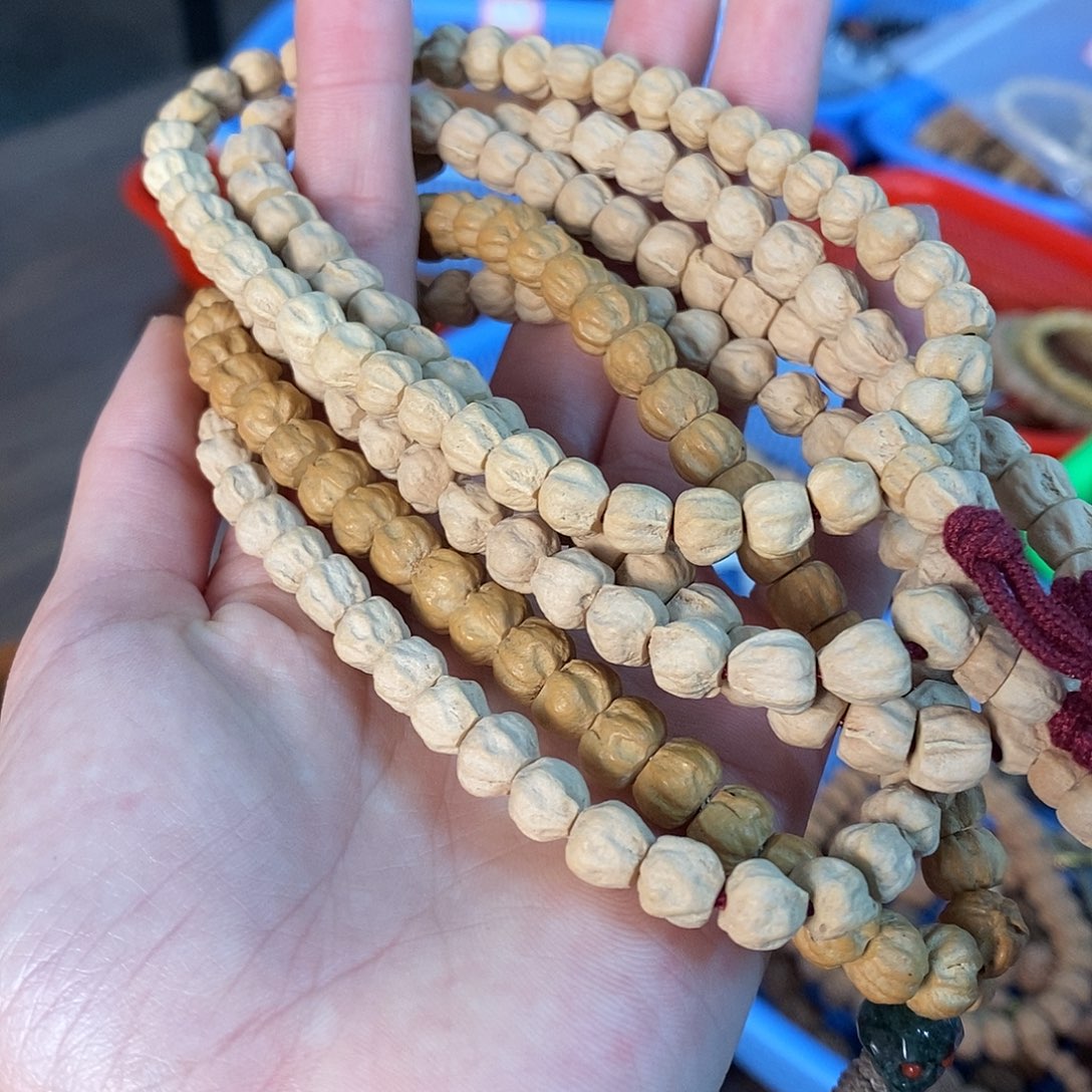 柏香籽/百香籽吊坠1号