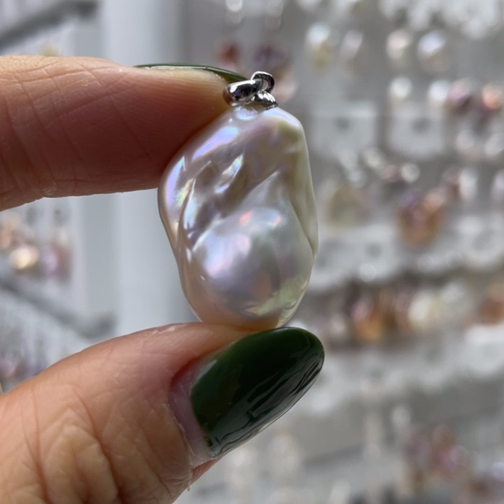 银S925镶嵌淡水珍珠耳饰