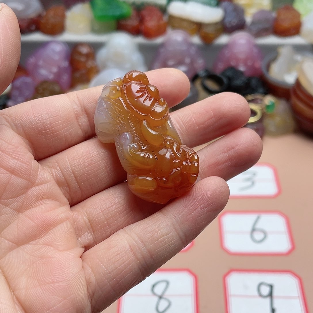 玛瑙/玉髓颈饰合金夏***?