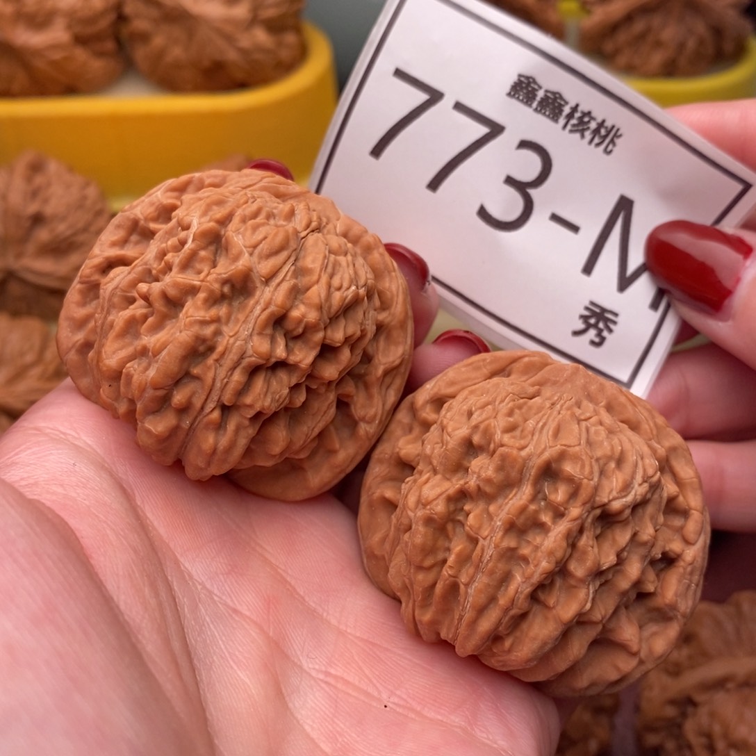 文玩核桃把件汉高楼44