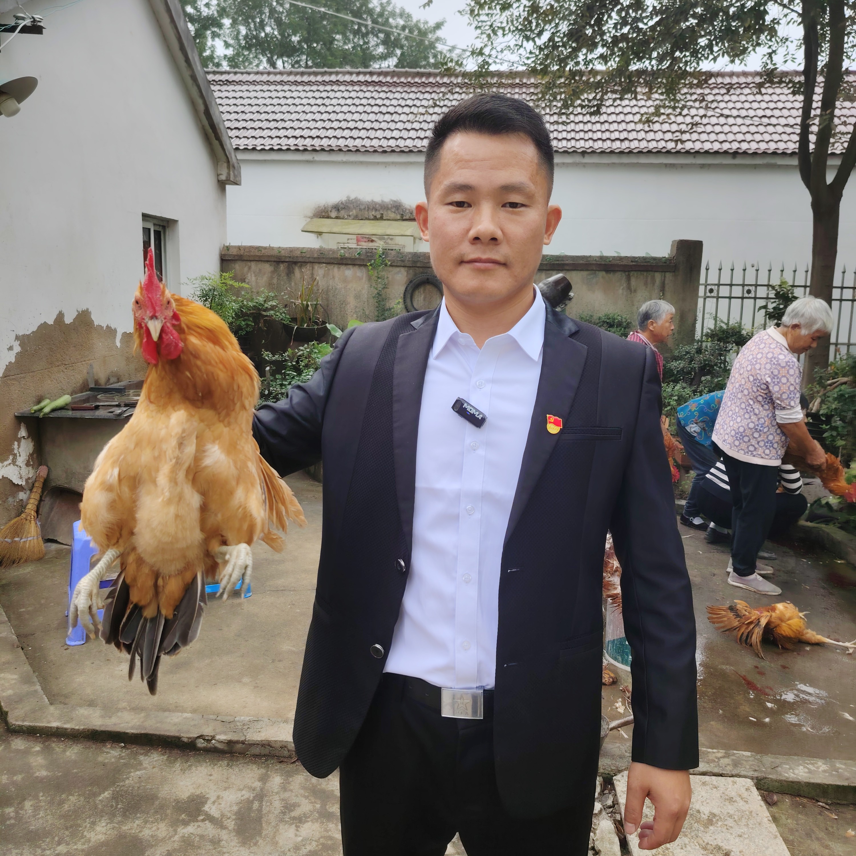 （兵之书推荐）农家散养仔公鸡（三色腿老品种）京东生鲜发货。