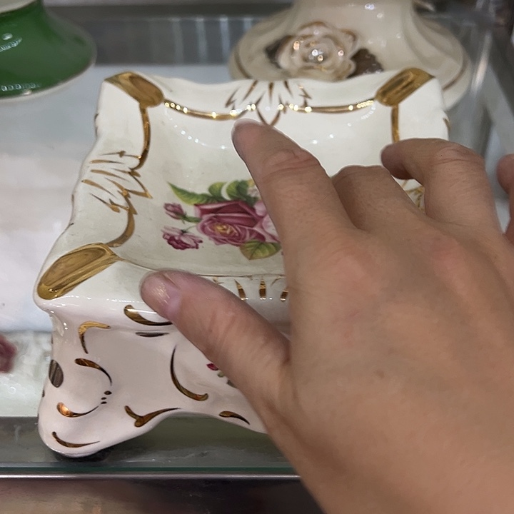 陶瓷瑕。。。。。。。。。。。。？？。