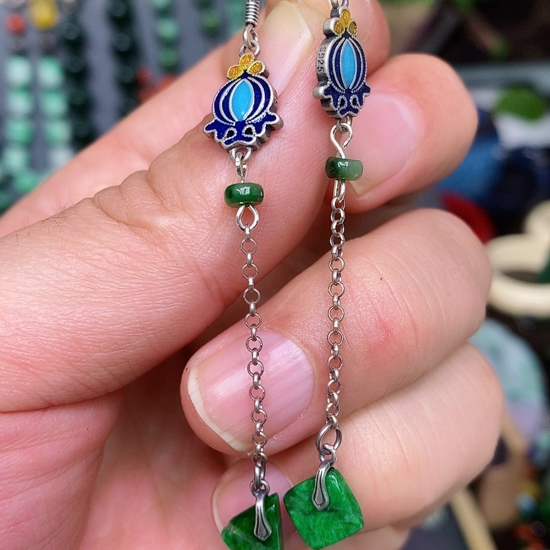 翡翠耳饰银S925镶嵌莫**往漂亮美眉