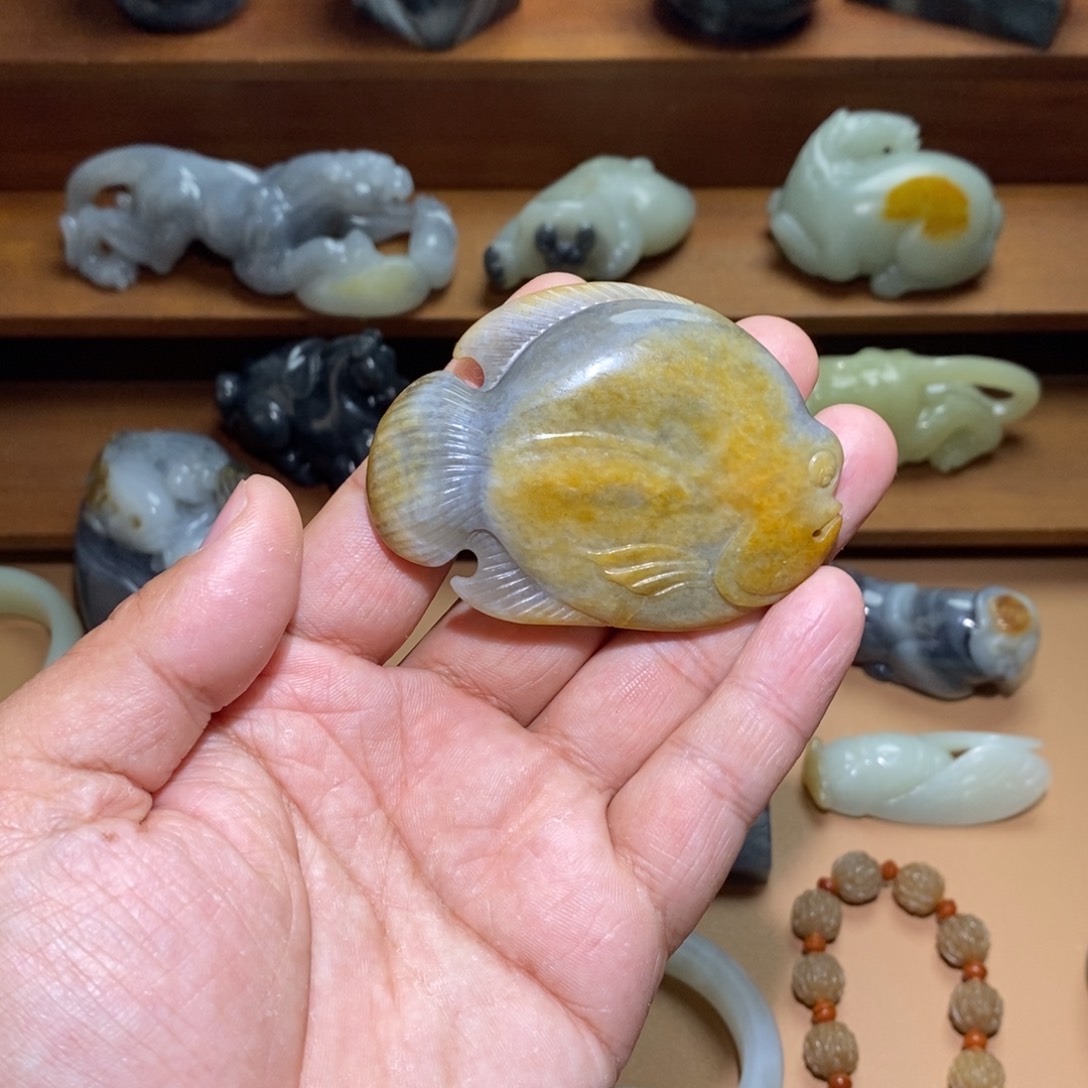 未镶嵌和田玉挂件