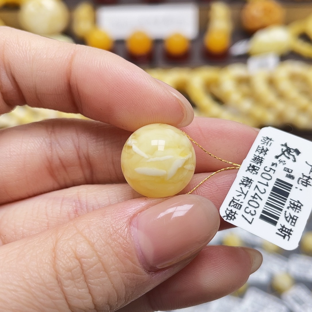 琥珀裸石未镶嵌蜜蜡圆珠14.6mm