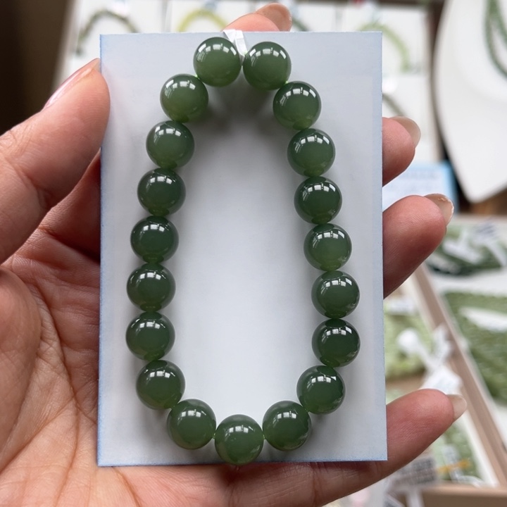 沉***生未镶嵌手串和田玉