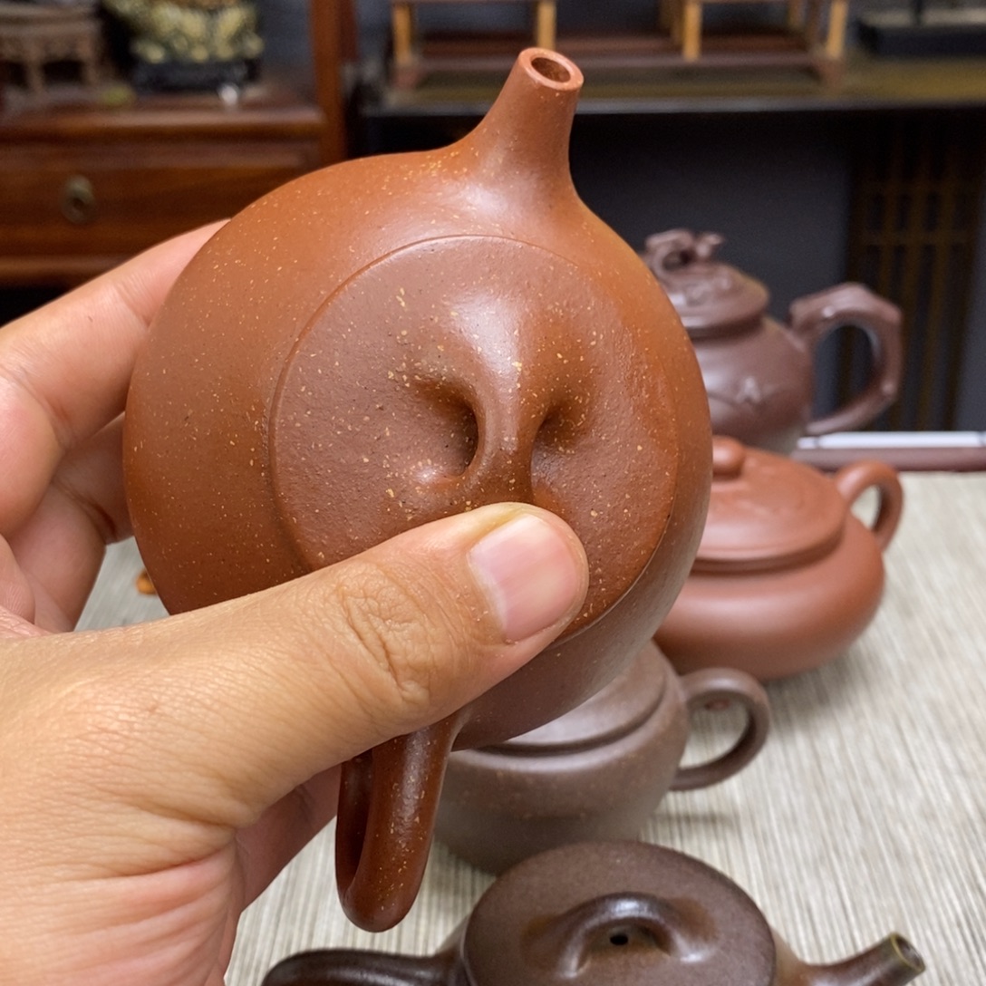 凌***）紫泥茶壶容量200毫升