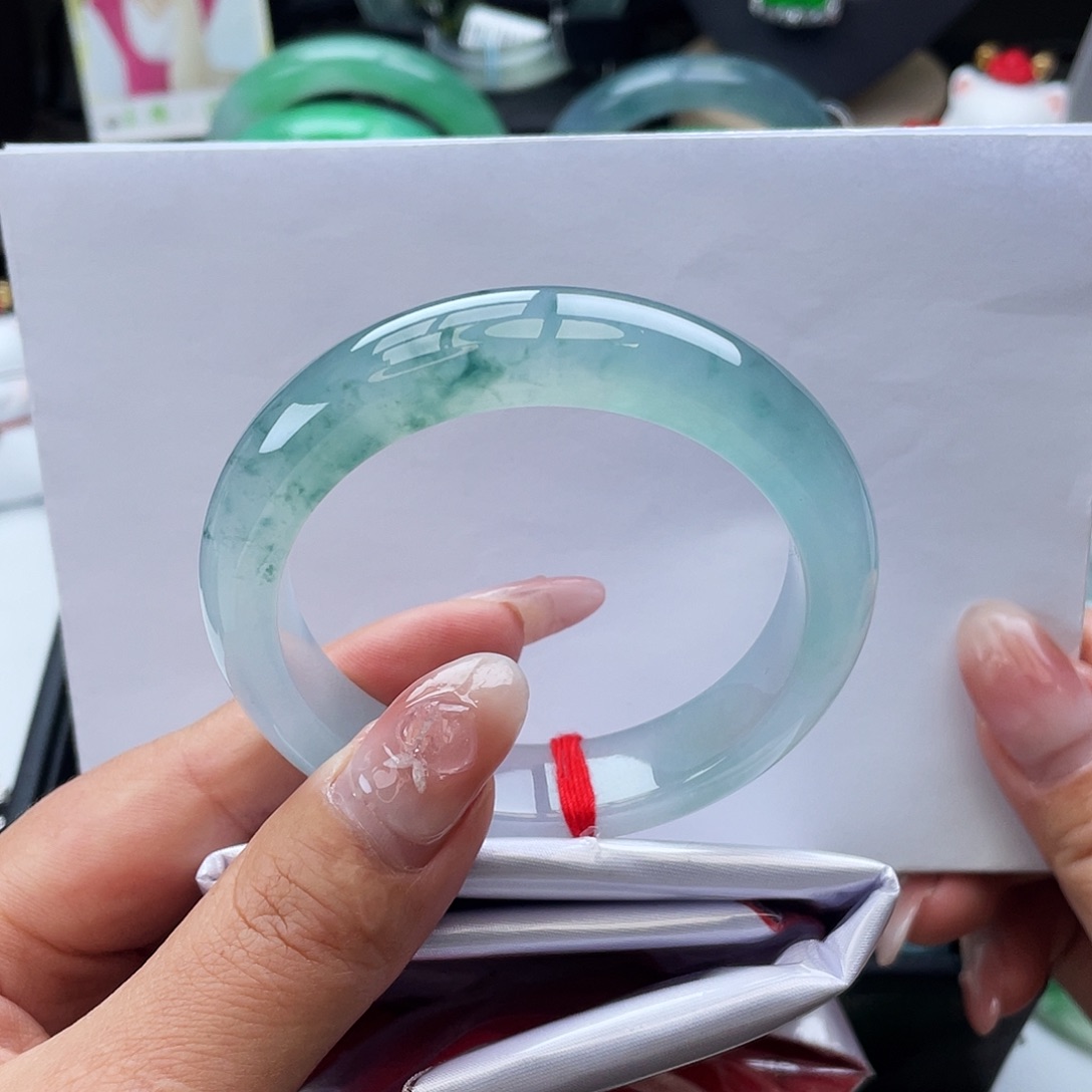 翡翠手镯未镶嵌55冰胶飘花、截图询价