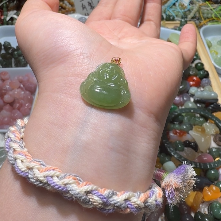 和田玉未镶嵌珠宝半成品