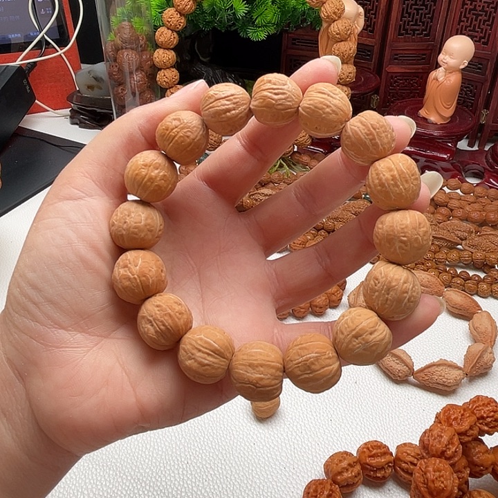 桃核手串野生小光头