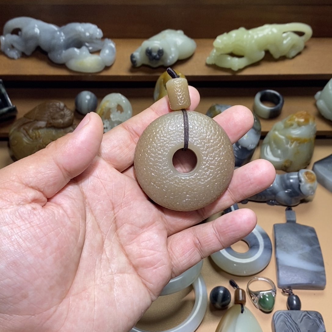 未镶嵌和田玉把件