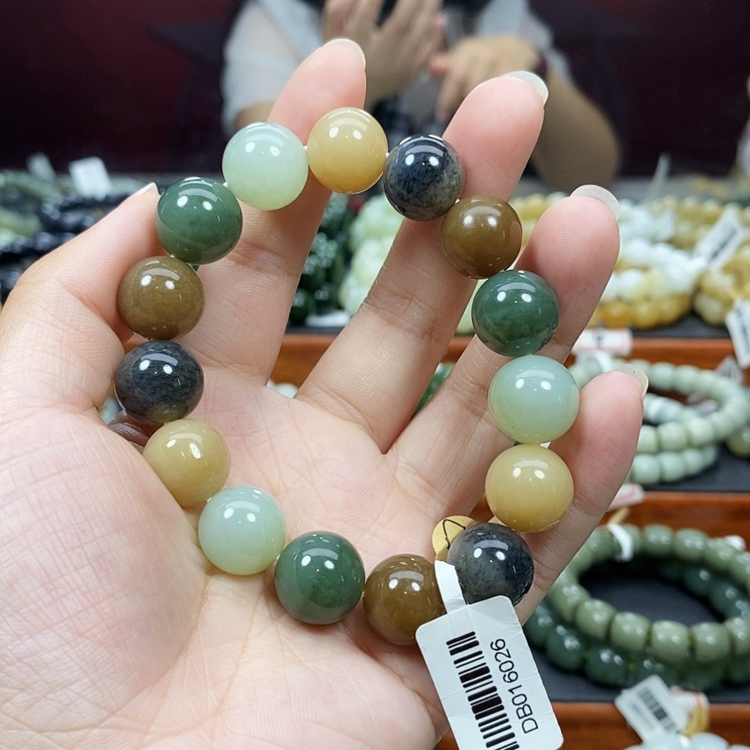 手链未镶嵌和田玉