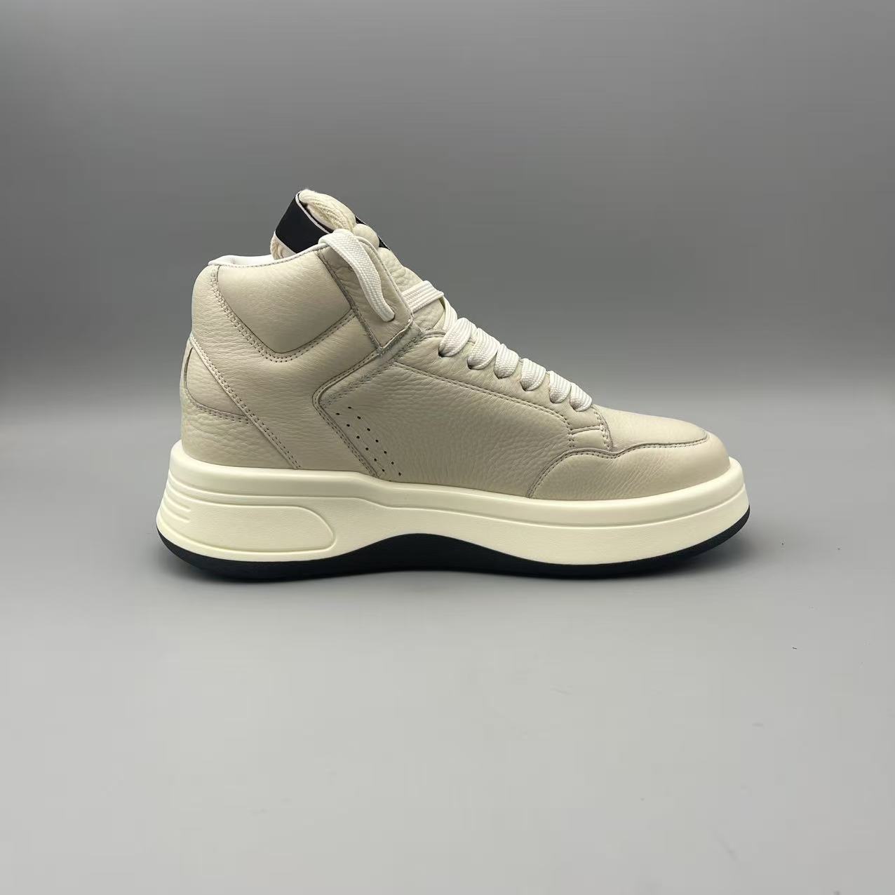 （孤品微瑕介意勿拍）新款轻质厚底系带男士皮鞋休闲鞋 655