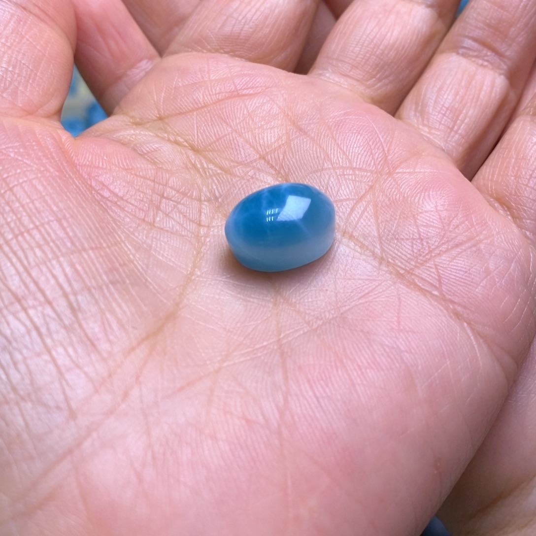 ****～针钠钙石（海纹石）未镶嵌颈饰