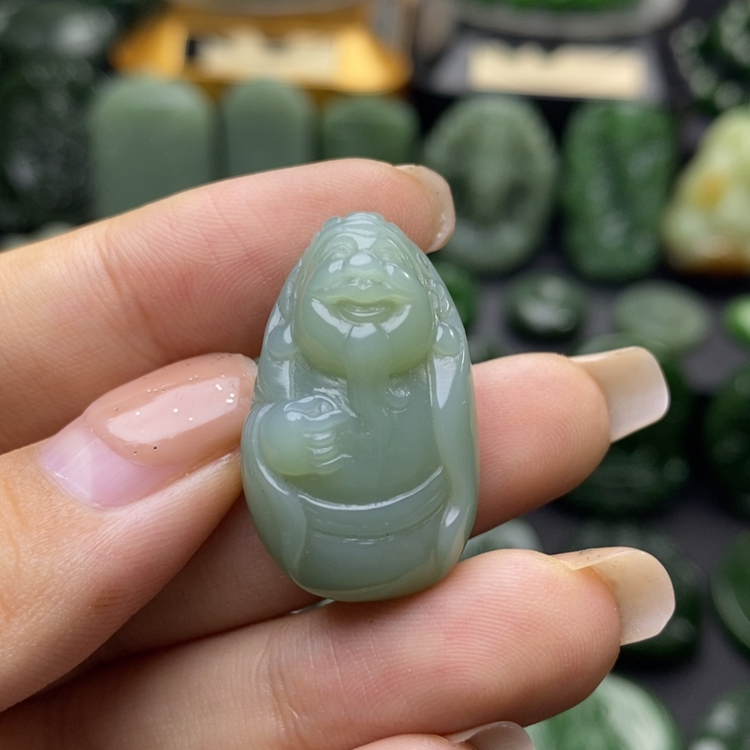 未镶嵌和田玉（碧玉）挂件