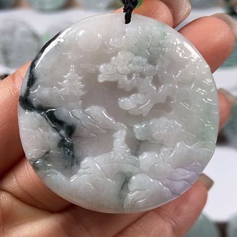 翡翠颈饰未镶嵌山水牌福利