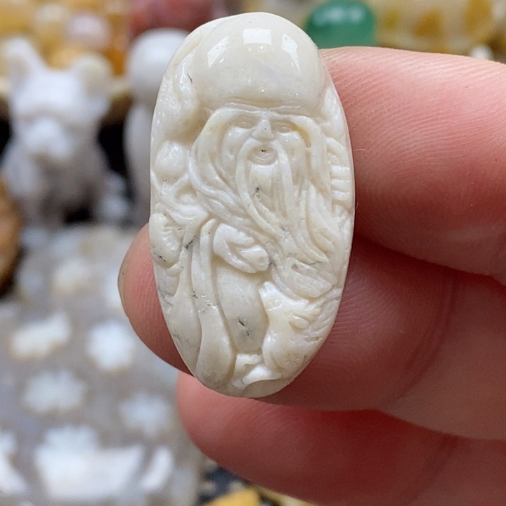 硅化珊瑚（珊瑚玉）颈饰未镶嵌小吊坠有瑕