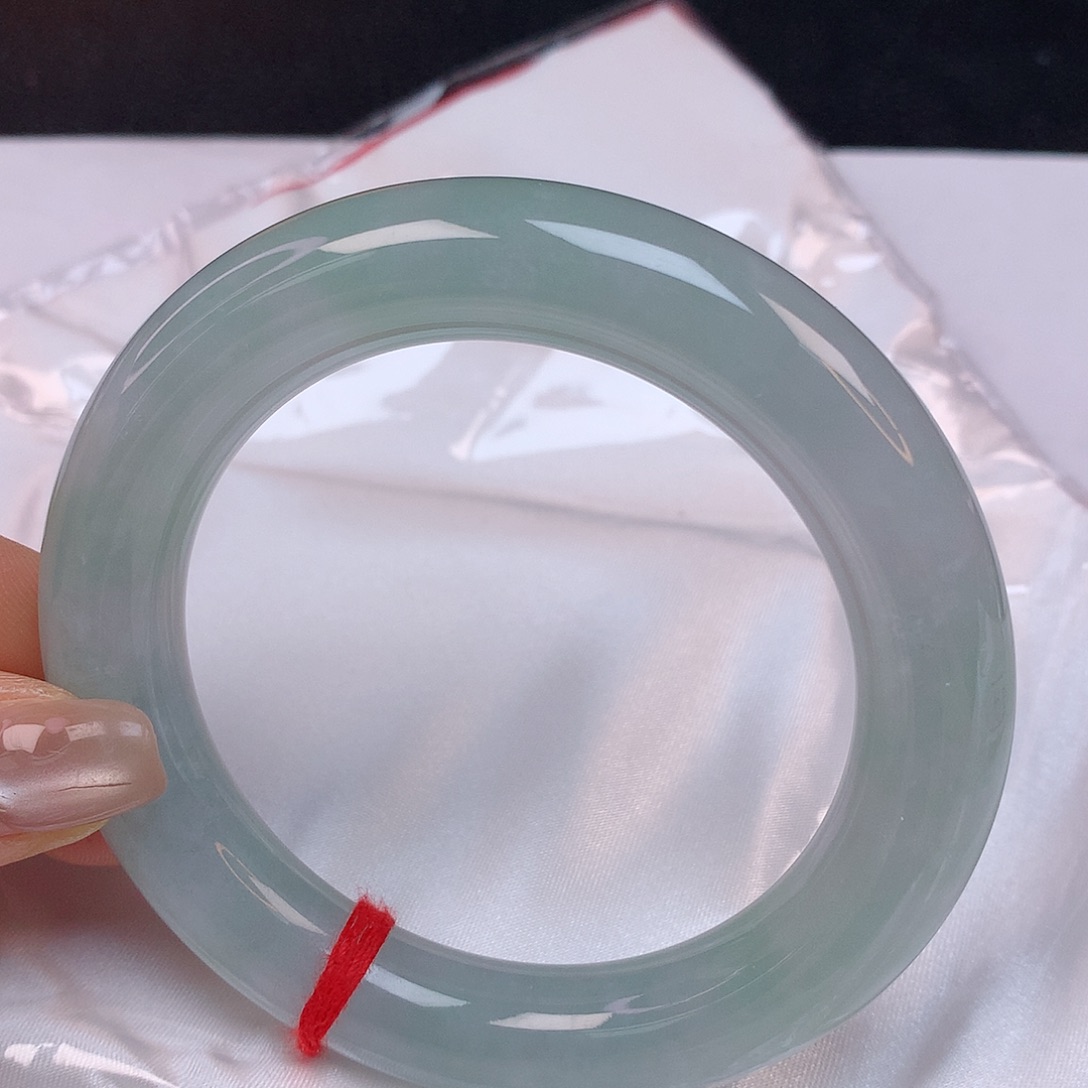 【闪购商品】翡翠手镯未镶嵌56圆条手镯