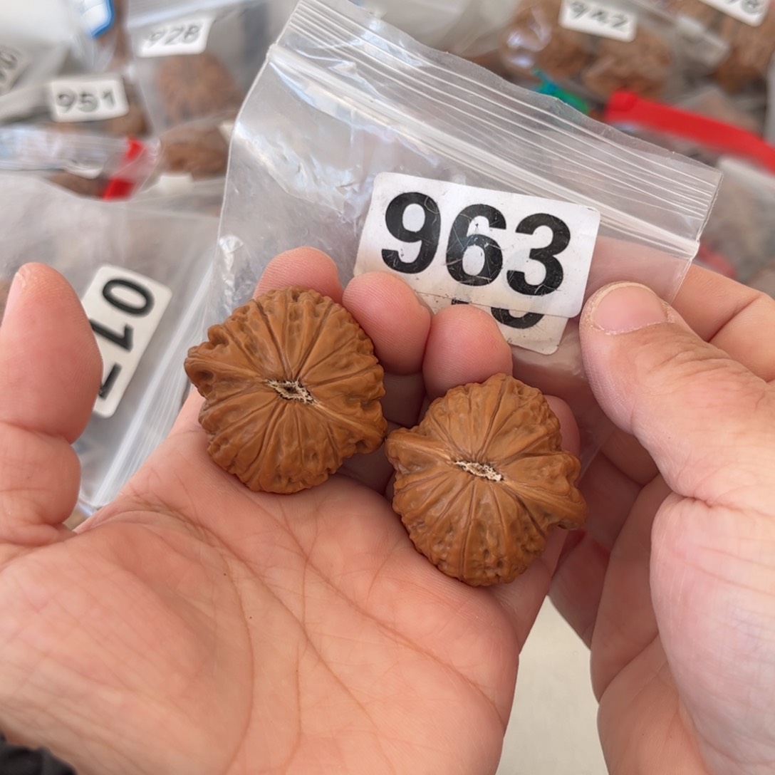 吊坠文玩核桃铁锤36