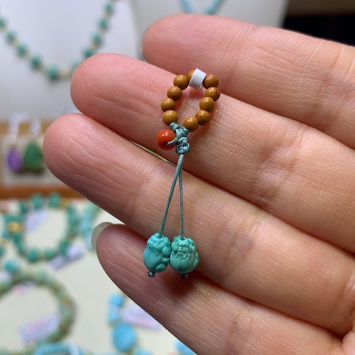 绿松石未镶嵌挂件