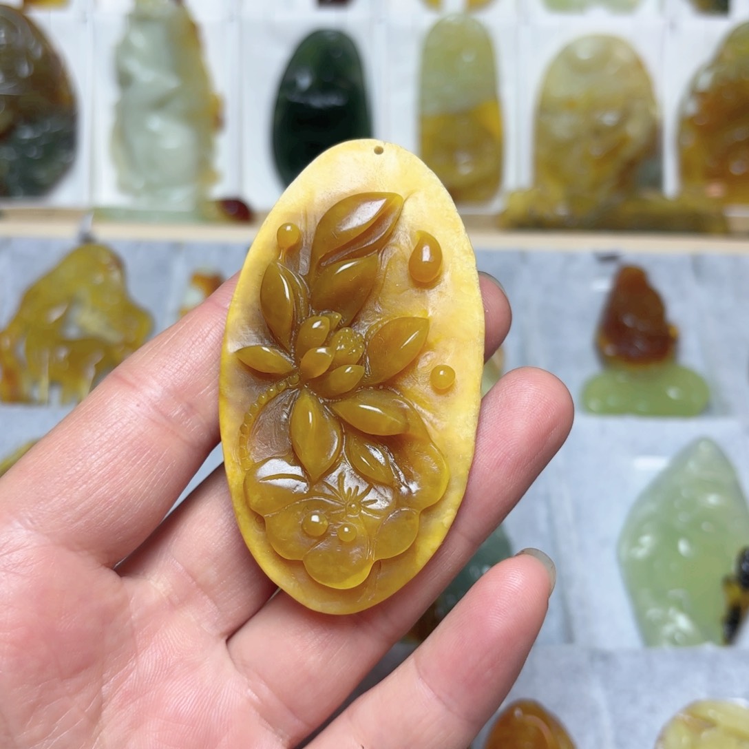 蛇纹石玉吊坠(不含链)未镶嵌