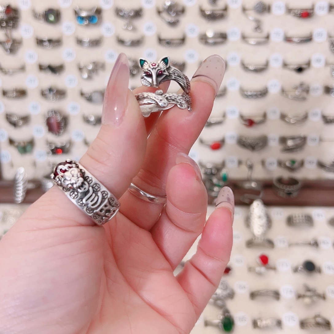 铜合金上开口九尾狐