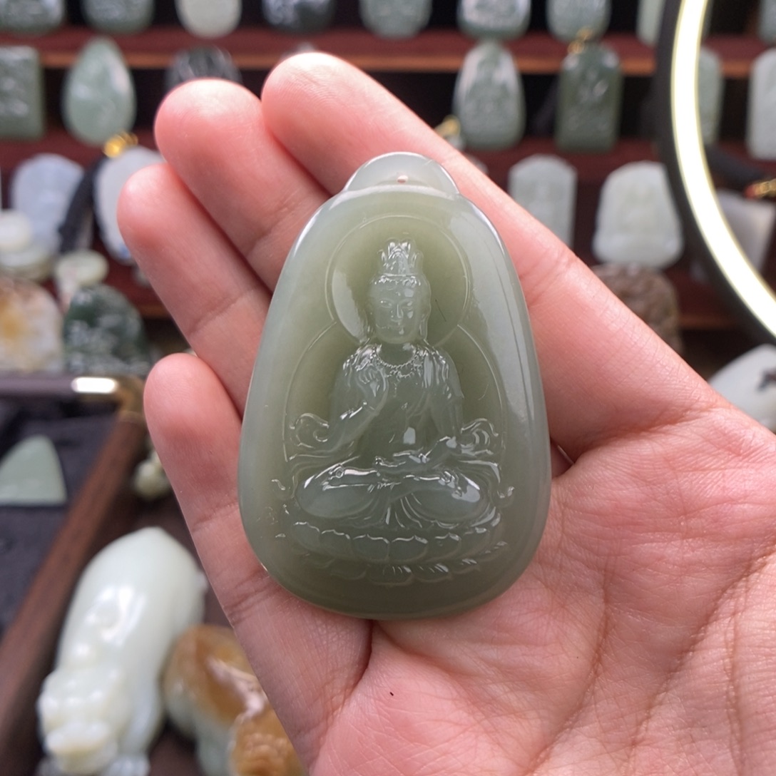 和田玉（糖玉）未镶嵌颈饰