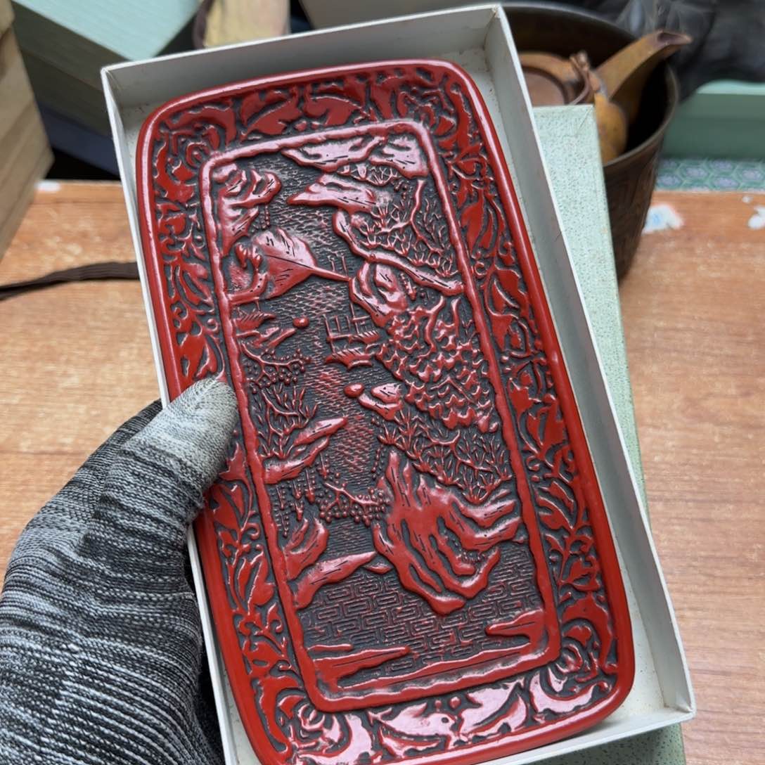 茶盏是不是又不在学校啦