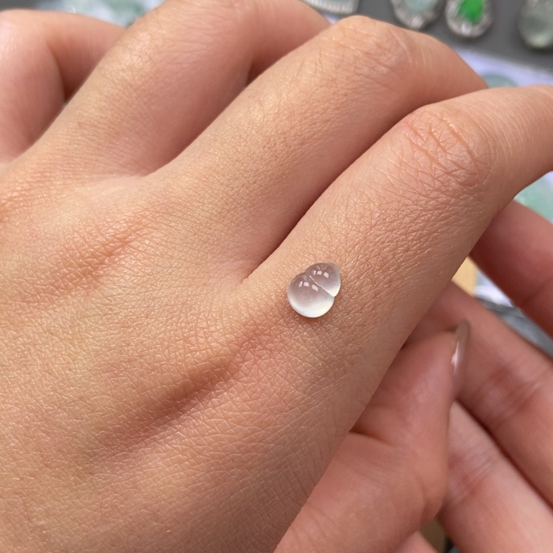 定制翡翠未镶嵌翡翠葫芦