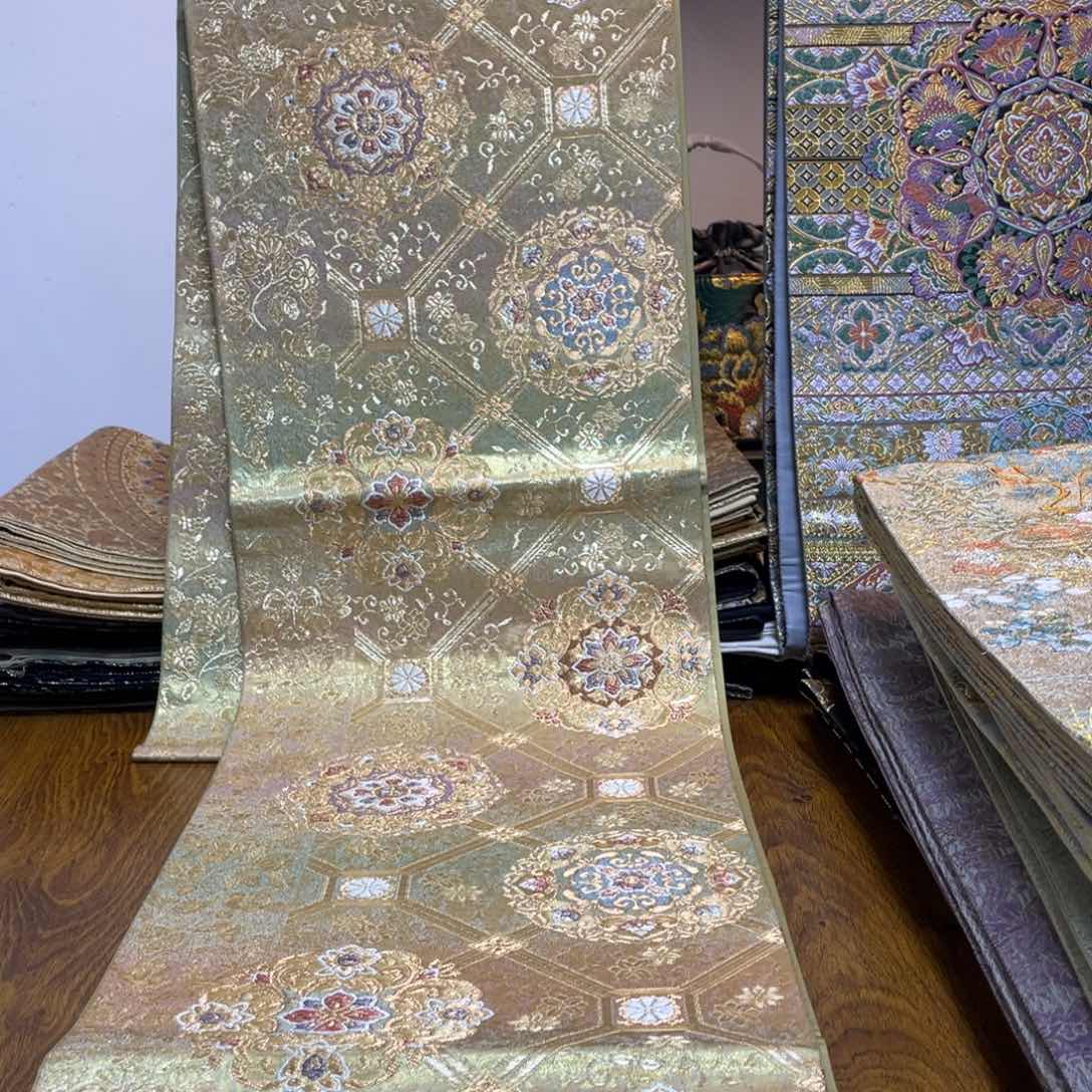 织绣多*织锦工艺技术