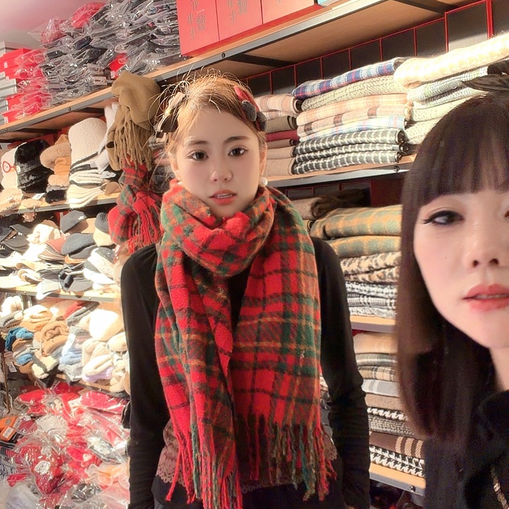 三醋酯纤维圣诞围巾红