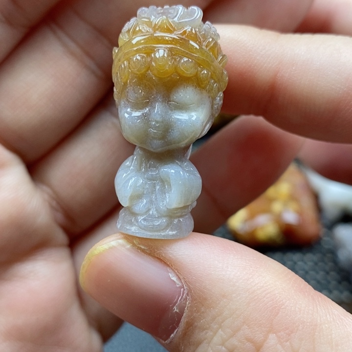 硅化珊瑚（珊瑚玉）颈饰未镶嵌