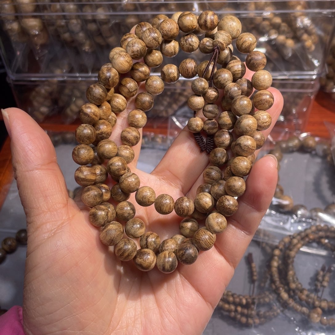 沉香手串心****女菩萨棋8.8mm108手串30克