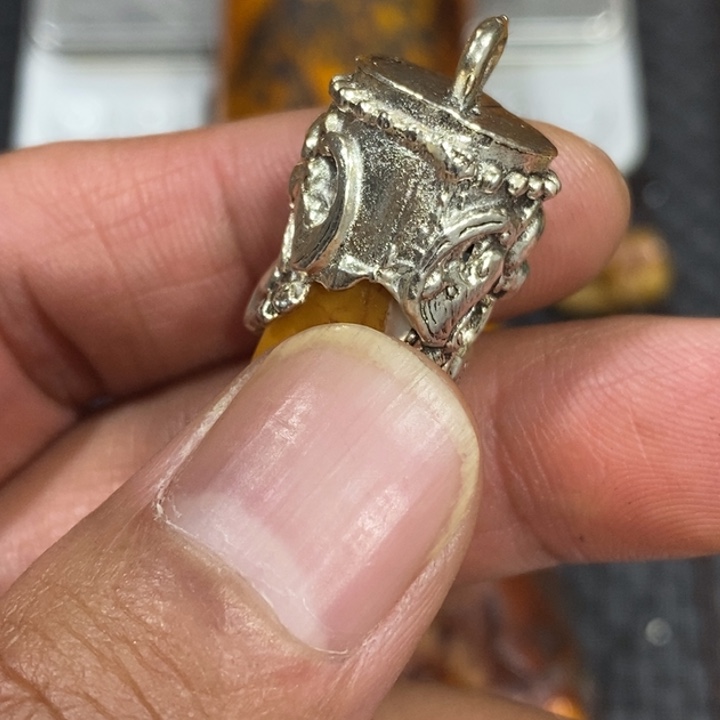 滴血莲花菩提吊坠